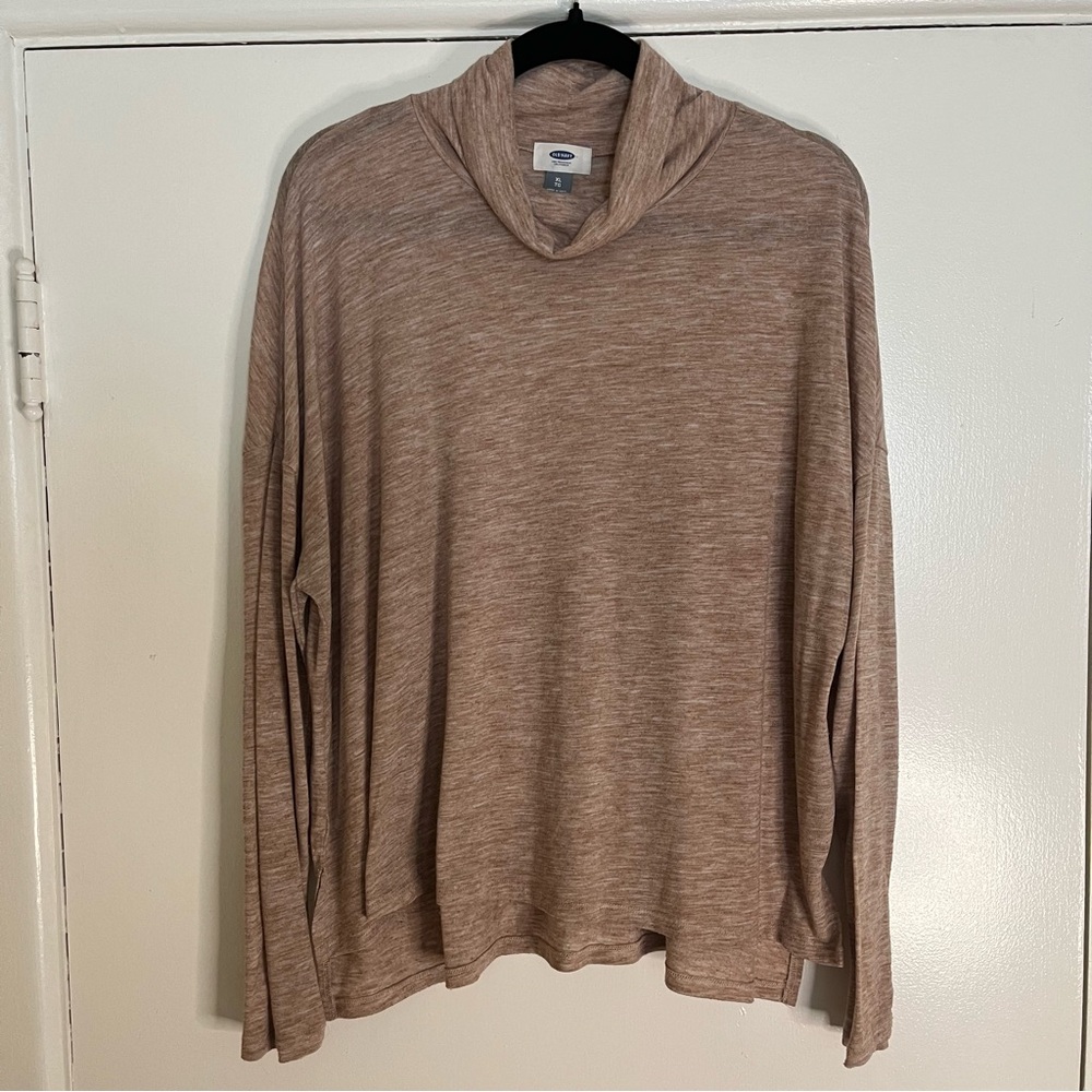 Old Navy XL Tan Turtleneck Thin Sweater